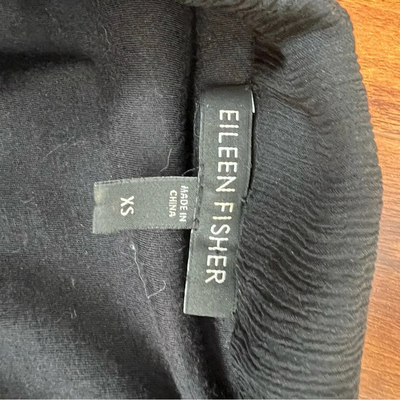 Eileen Fisher 100% Silk Black Button Front Blazer Jacket Size XS - Picture 3 of 5